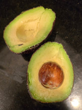 Load image into Gallery viewer, Organic Hass Avocados Includes Shipping